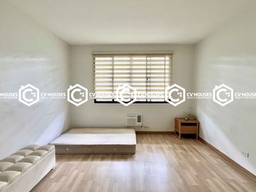 Spacious Living! 3 Bedrooms Bungalow House and Lot for Sale in Angeles City