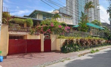 992sqm House and Lot Near Trinity College in New Manila, Quezon City