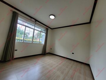 Stunning 3-Bedroom House and Lot for Sale – Perfect Family Home!