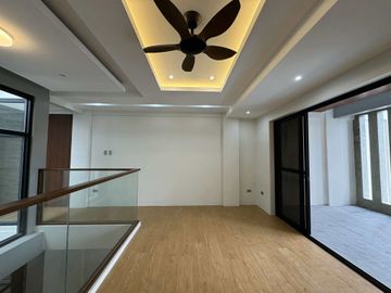 Luxury Townhouse in Northview Subd., Quezon City-245 sqm of Living Space -Keziah