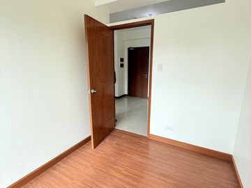 2 Bedroom Ready For Occupancy Condominium in Pasay City- Palm Beach West