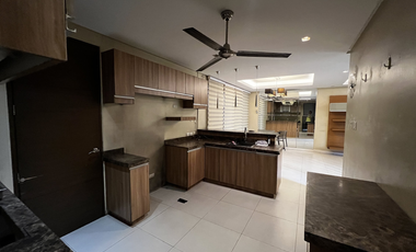 4 Storey Townhouse With 5Br and Pocket garden in Scout Ybardolaza, QC