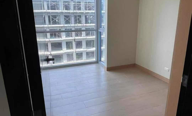 91sqm  Bayshore Residential Resort 2 with 2Br and Parking FOR SALE in Paranaque