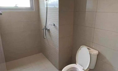 91sqm  Bayshore Residential Resort 2 with 2Br and Parking FOR SALE in Paranaque