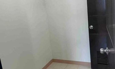 91sqm  Bayshore Residential Resort 2 with 2Br and Parking FOR SALE in Paranaque