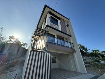 Spacious 3-Storey Home for Sale – Pleasant Hills Subd., SJDM Bulacan -Keziah