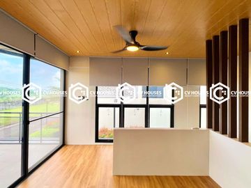 Sleek Industrial Abode! 4 Bedrooms Brand New House & Lot for Sale