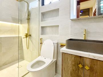 FOR SALE: South Forbes Silang Brand New House near CALAX Nuvali