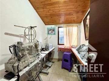 Casa Bifamiliar en venta por el Guayabal