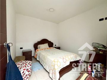 Casa Bifamiliar en venta por el Guayabal