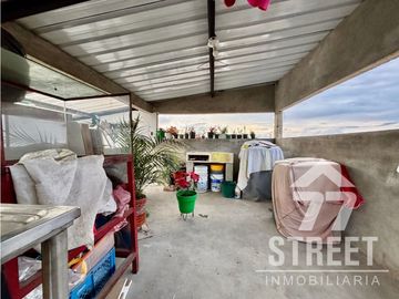 Casa Bifamiliar en venta por el Guayabal