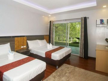Luxury Oceanfront Resort with Stunning Views For Sale in Camotes Island, Cebu