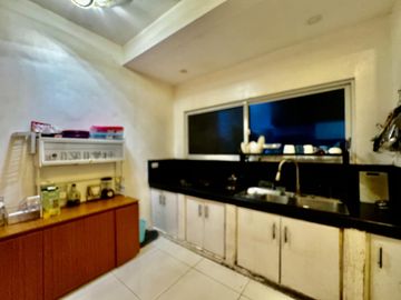 RUSH SALE! House in Alta Monte Tagaytay for SALE! 21M down to 18M