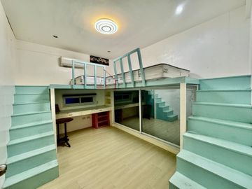 RUSH SALE! House in Alta Monte Tagaytay for SALE! 21M down to 18M