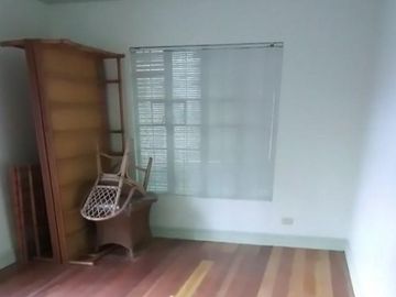 507 sqm Lot with 4-Bedrooms House For Sale in Crosswinds, Tagaytay City, Cavite