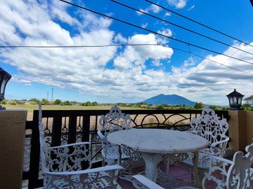 Victorian Style House for sale in Angeles City near Marquee Mall