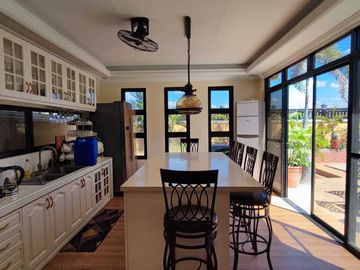 Victorian Style House for sale in Angeles City near Marquee Mall