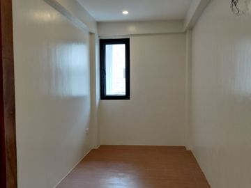 5 Bedroom 2 Carport Brandnew House and Lot for Sale in Greenwoods Pasig -JB