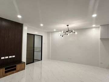 RFO 2 Storey Corner House & Lot For Sale in Cupang Antipolo For Sale LSS