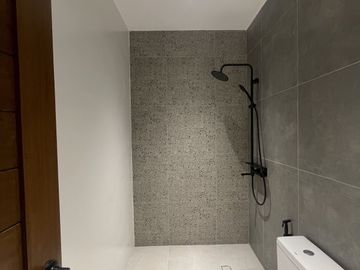 For Sale Brand New 4 Bedrooms Residential House in Greenheights Village