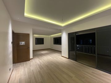 For Sale Brand New 4 Bedrooms Residential House in Greenheights Village