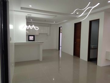 14M For Sale 3 Storey House & Lot with 2CG in Dela Paz Upper Antipolo LSS