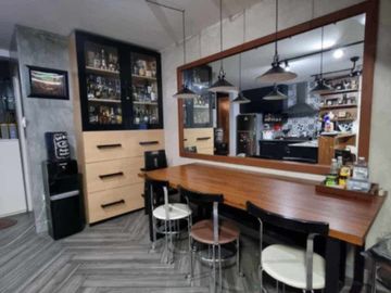 180 sqm House and Lot in a 125sqm Lot