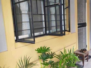 180 sqm House and Lot in a 125sqm Lot