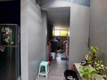 180 sqm House and Lot in a 125sqm Lot
