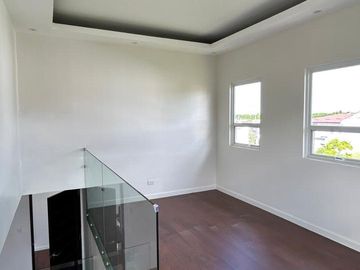 HOUSE & LOT FOR SALE: 4 Bedroom 353sqm 5 Bath + 2 Staff Room - Avida Settings at Nuvali