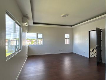 HOUSE & LOT FOR SALE: 4 Bedroom 353sqm 5 Bath + 2 Staff Room - Avida Settings at Nuvali