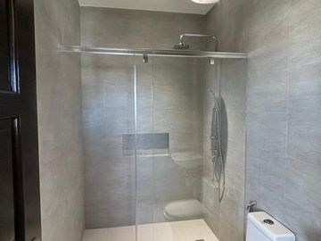 HOUSE & LOT FOR SALE: 4 Bedroom 353sqm 5 Bath + 2 Staff Room - Avida Settings at Nuvali