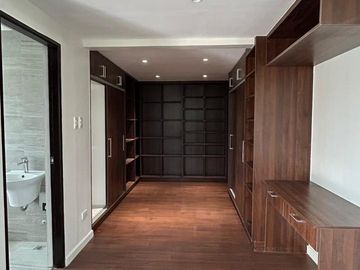 HOUSE & LOT FOR SALE: 4 Bedroom 353sqm 5 Bath + 2 Staff Room - Avida Settings at Nuvali