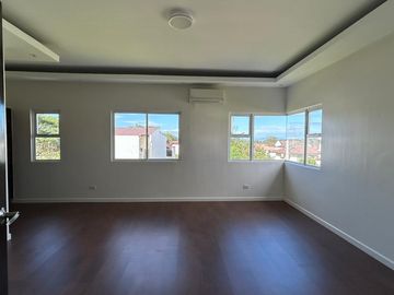 HOUSE & LOT FOR SALE: 4 Bedroom 353sqm 5 Bath + 2 Staff Room - Avida Settings at Nuvali