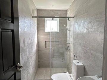 HOUSE & LOT FOR SALE: 4 Bedroom 353sqm 5 Bath + 2 Staff Room - Avida Settings at Nuvali