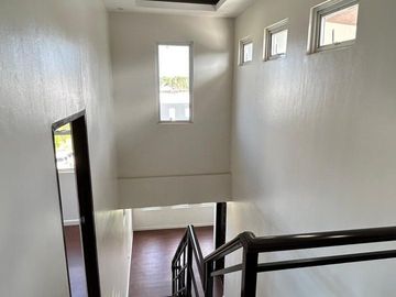 HOUSE & LOT FOR SALE: 4 Bedroom 353sqm 5 Bath + 2 Staff Room - Avida Settings at Nuvali