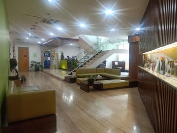 For Sale: One Corporate Center 1,030 sqm Ortigas Center Pasig City CBD PEZA RFO