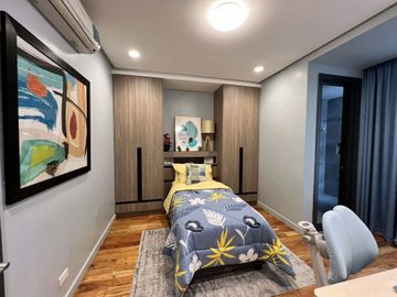 San Juan Townhouse Secured and Modern near  Pinaglabanan and Santolan SD