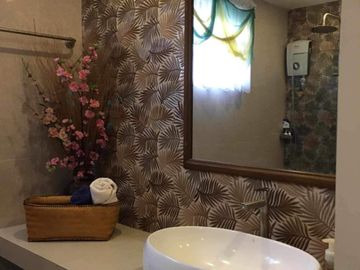 Semi-Fursnished House & Lot Alta Monte Tagaytay for SALE! 429 sqm at 26M neg