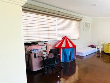 651 sqm Lot with 5 Bedrooms in Ayala Alabang Village
