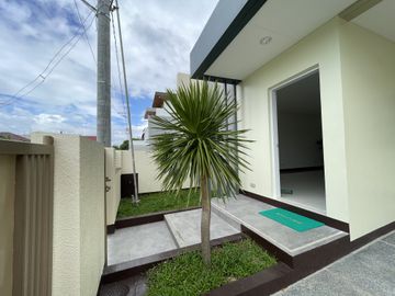 GRAND PARKPLACE BRAND NEW HOUSE AND LOT FOR SALE (DELONIX)