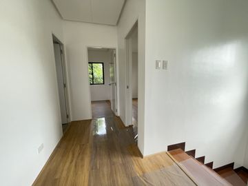 GRAND PARKPLACE BRAND NEW HOUSE AND LOT FOR SALE (DELONIX)