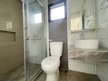 GRAND PARKPLACE BRAND NEW HOUSE AND LOT FOR SALE (DELONIX)