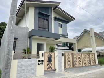 GRAND PARKPLACE BRAND NEW HOUSE AND LOT FOR SALE (DELONIX)