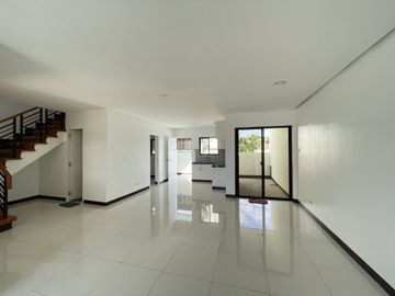 GRAND PARKPLACE BRAND NEW HOUSE AND LOT FOR SALE