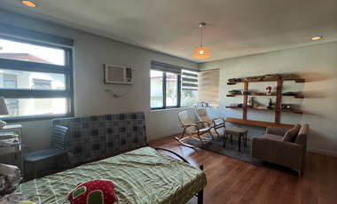 3-Storey Townhouse Inside Gated Compound W/ 2Parking FOR SALE in New Manila, QC