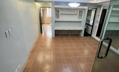 2-Storey Townhouse with Mezzanine and Attic FOR SALE in Horseshoe, Quezon City