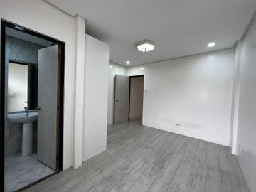 For Sale! Kamuning QC Brandnew Townhouse with 4 Bedroom 15.5M -AJCQ