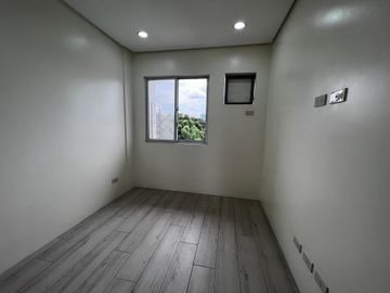 For Sale! Kamuning QC Brandnew Townhouse with 4 Bedroom 15.5M -AJCQ