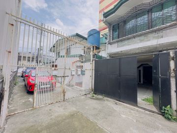 Townhouse in Xavierville Avenue, Loyola Heights, QC